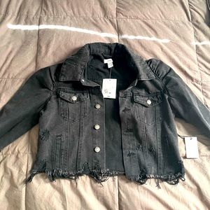 NWT Forever 21 Crop Black Denim Jacket